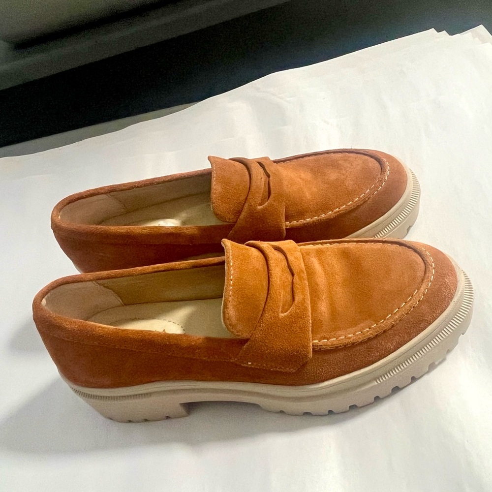 PATINA Suede Camel Lug Sole Loafers
